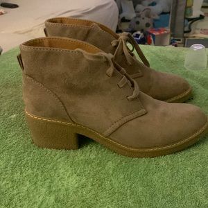 NEVER WORN!!